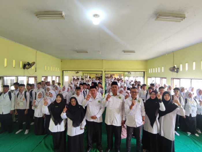 MATAMUDA 2026 Dimulai, MAN 1 Kota Jambi Siap Cetak Siswa Berkarakter Unggul MATAMUDA 2026 Dimulai, MAN 1 Kota Jambi Siap Cetak Siswa Berkarakter Unggul
