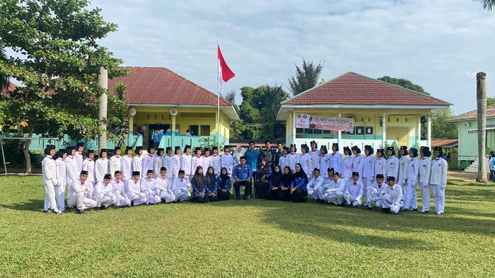 Madrasah Aliyah Negeri 1 Kota Jambi Gelar Upacara Memperingati HUT RI ke-80