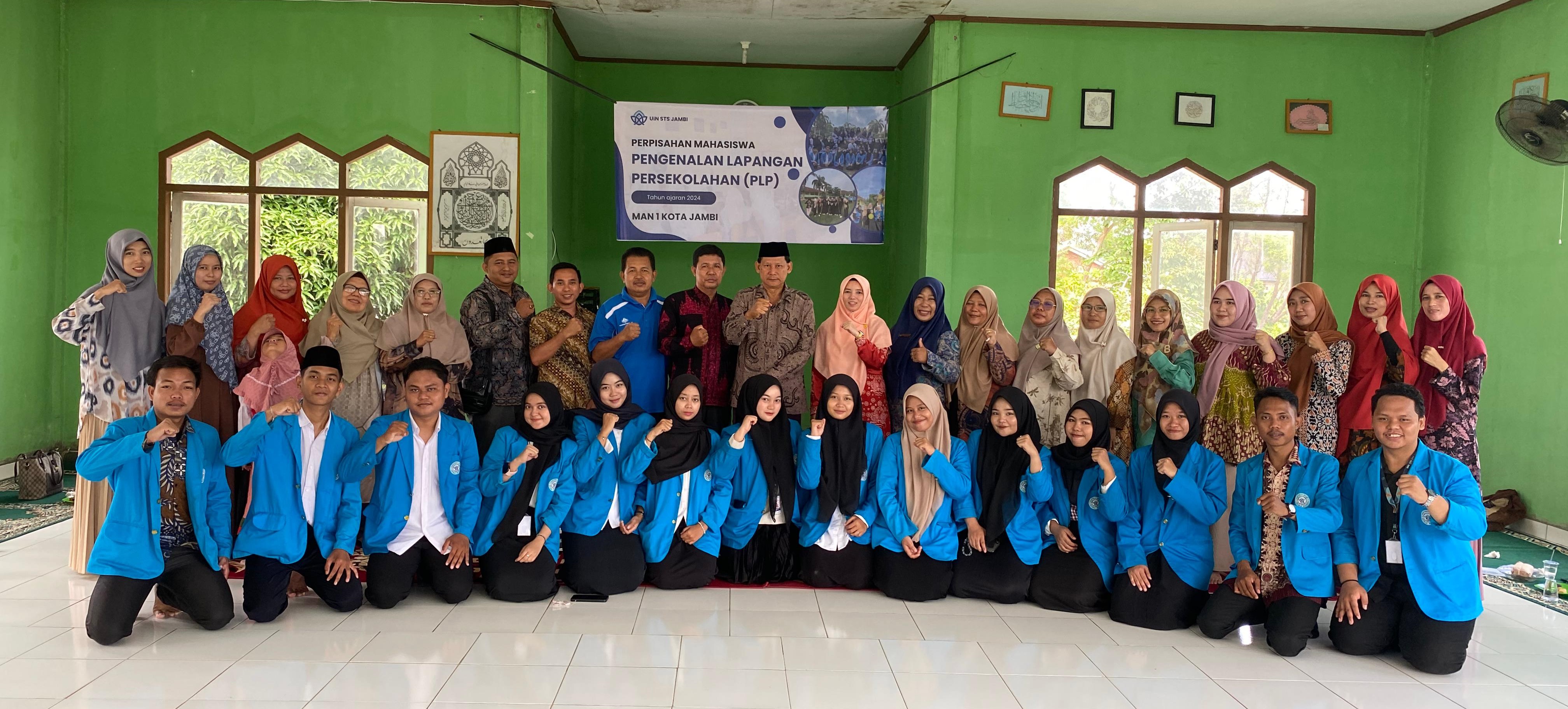Sukses Jalani PLP di MAN 1 Kota Jambi: 14 Mahasiswa UIN STS Jambi Adakan Acara Perpisahan