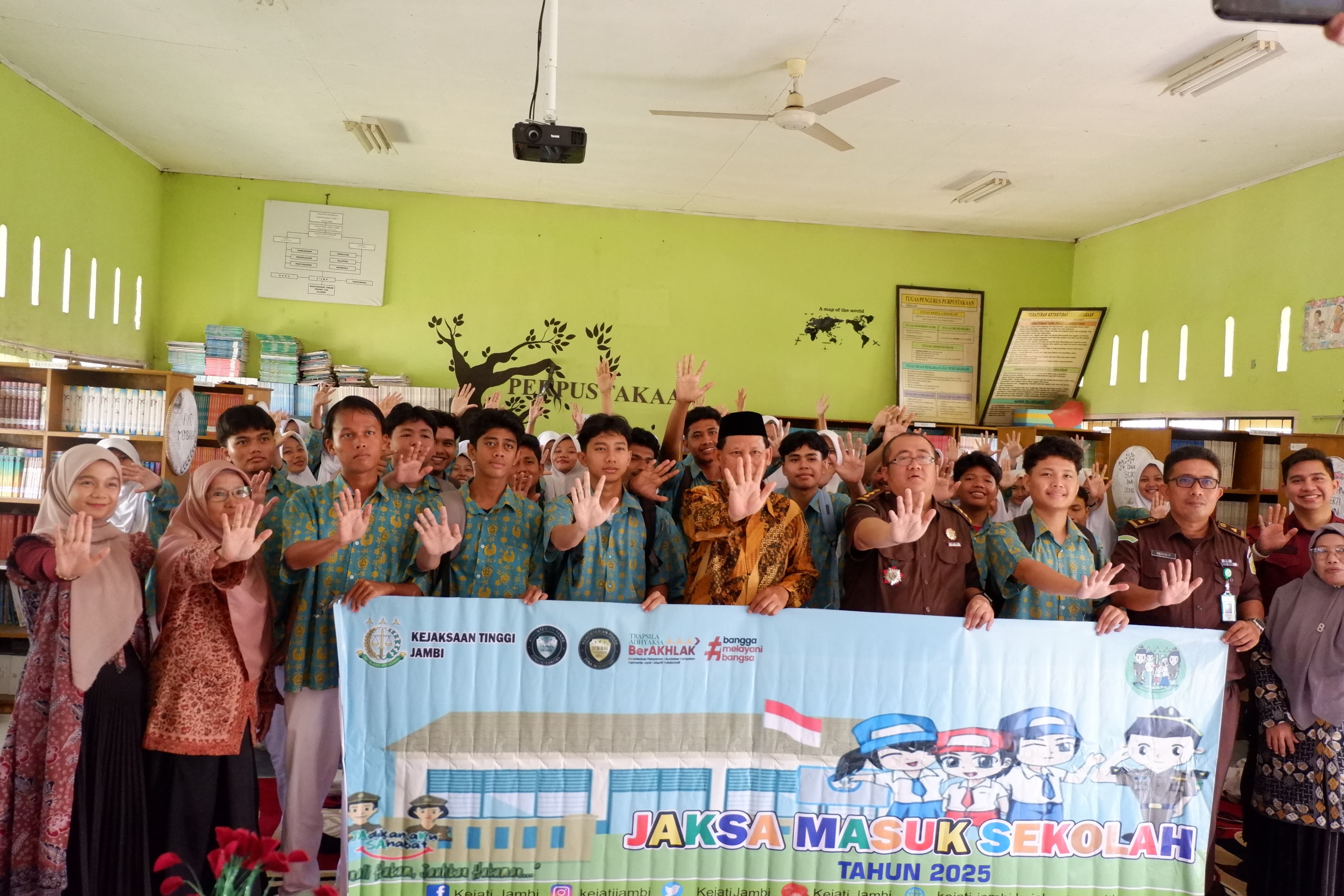 MAN 1 Kota Jambi Sambut Hangat Program 